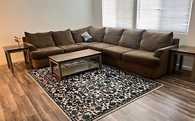Lovely 1Bed,1Bath Condo With Free Parking